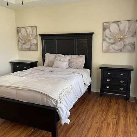 Pet- Friendly, & Close To Uptown Charlotte Exterior photo