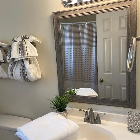 Pet- Friendly, & Close To Uptown Charlotte Exterior photo