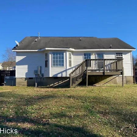 Pet- Friendly, & Close To Uptown Charlotte Exterior photo