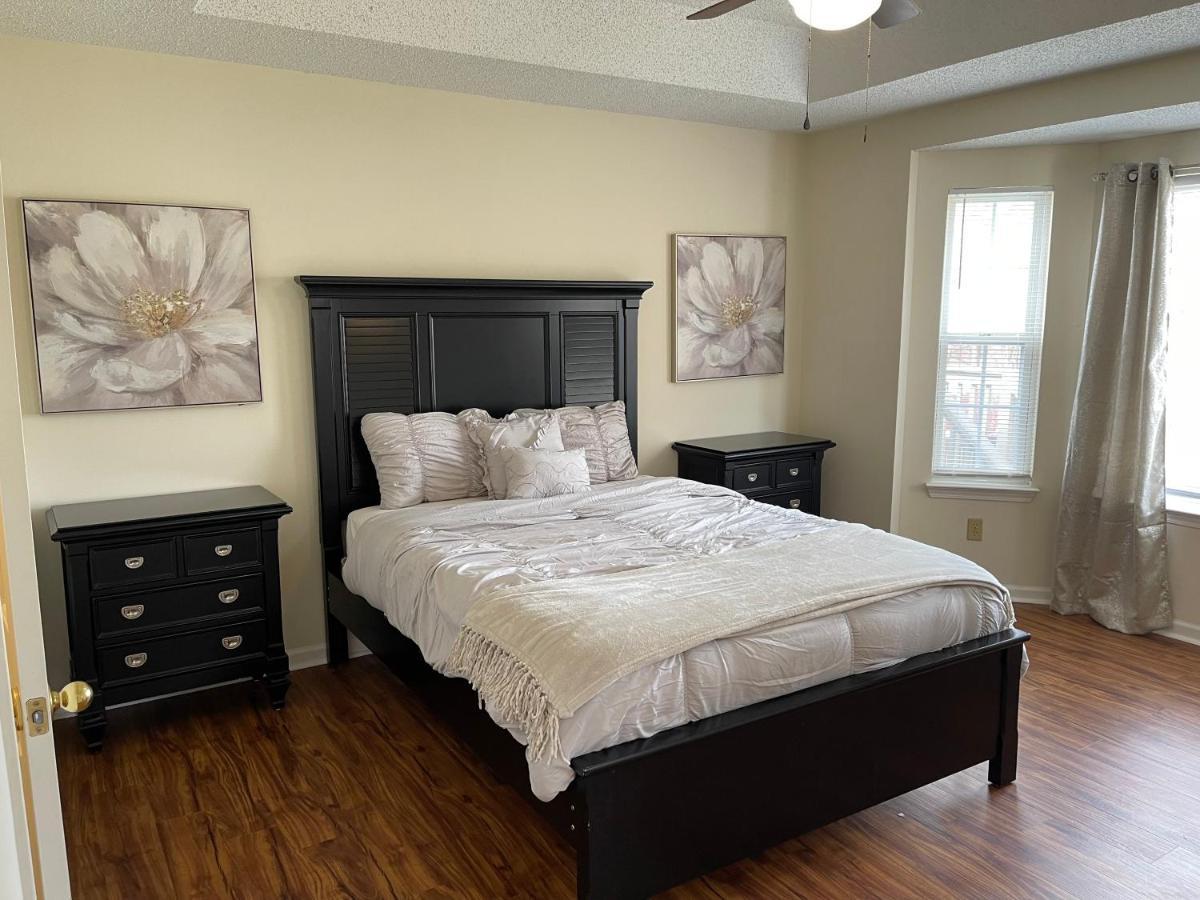 Holiday home Pet- Friendly, & Close To Uptown Charlotte