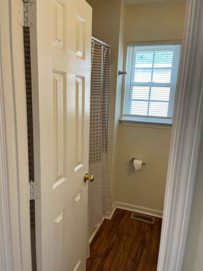 Holiday home Pet- Friendly, & Close To Uptown Charlotte